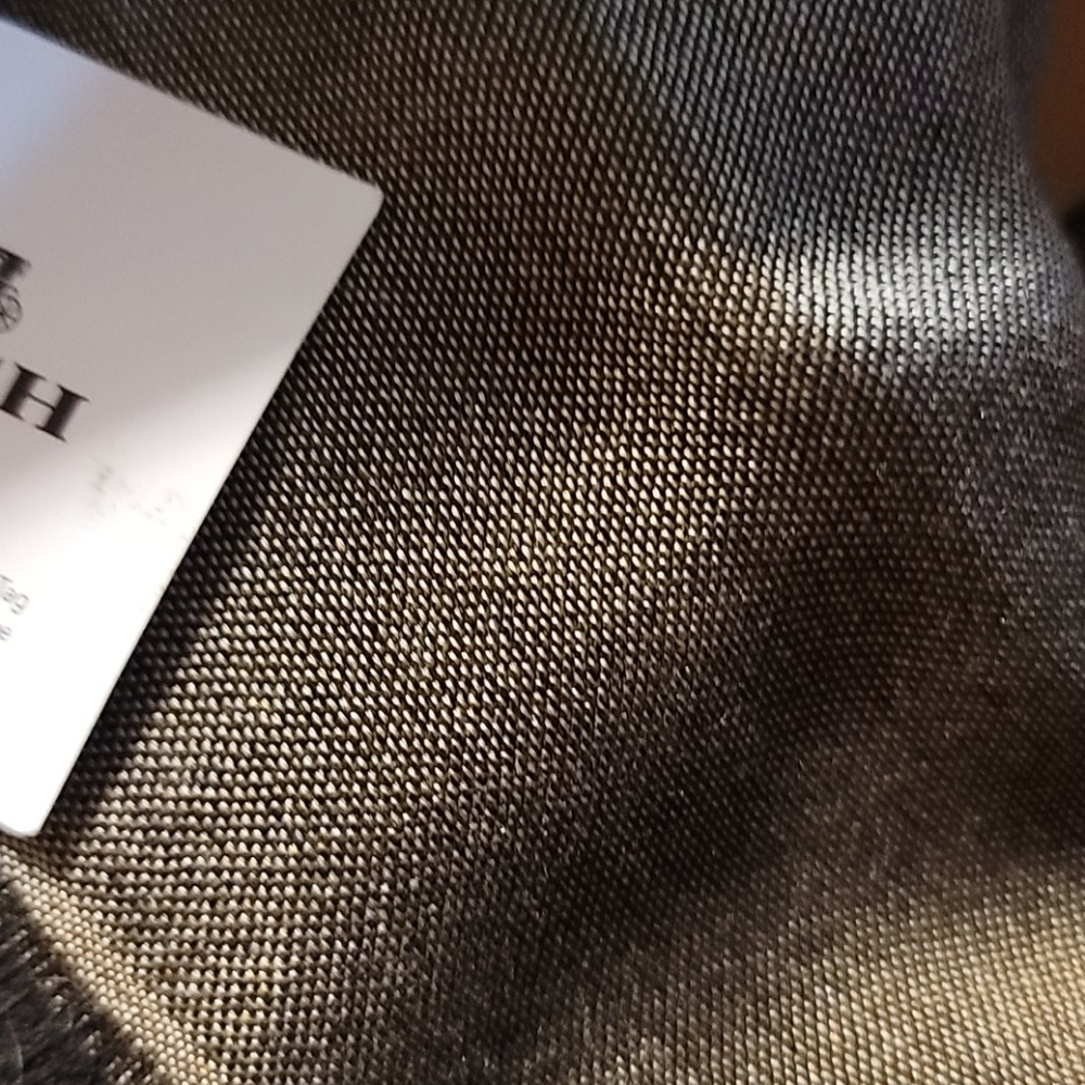 Scarf - Picture 2 of 5